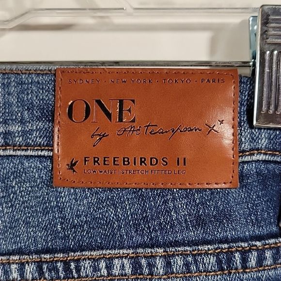 OneTeaspoon Freebirds II Low Waist Stretch Fitted Leg - Picture 6 of 7